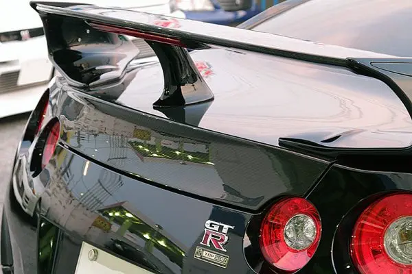 Top Secret R35 Carbon Trunk 1