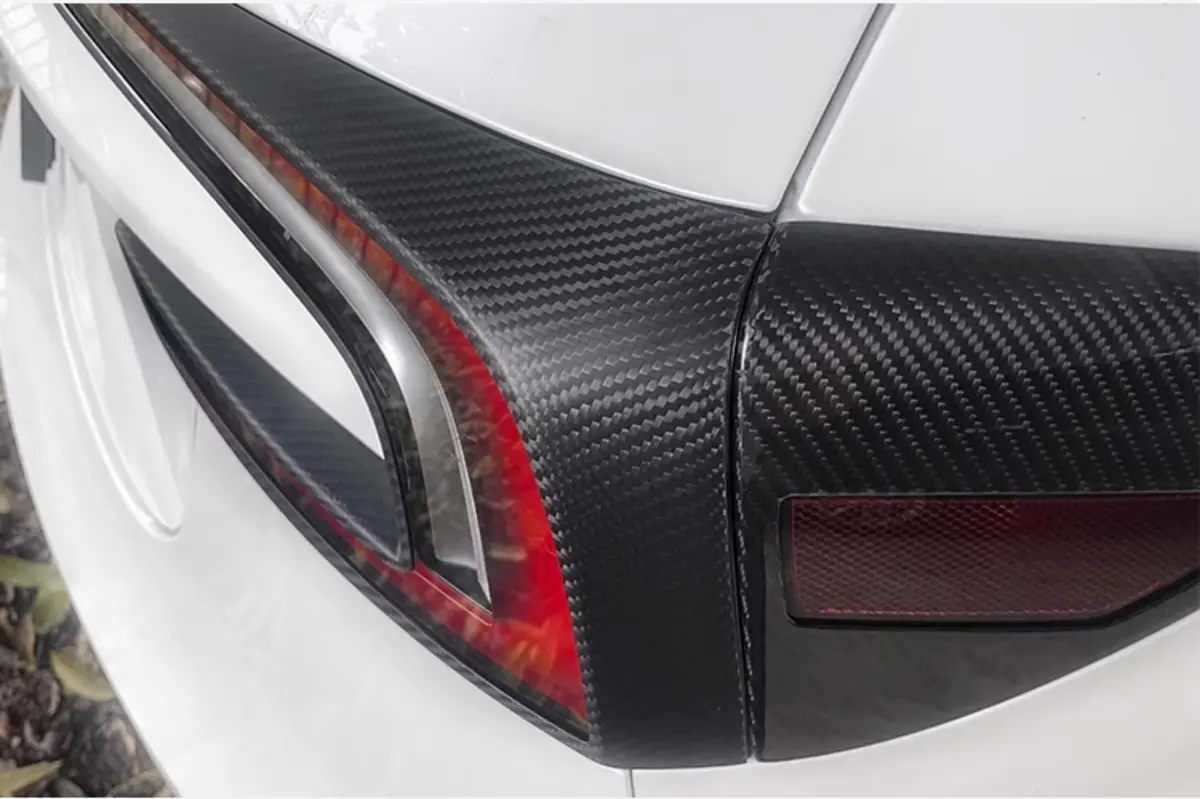 Dry Carbon Fiber Tail Light Cover For Model 3 Highland (2 Pcs) 1