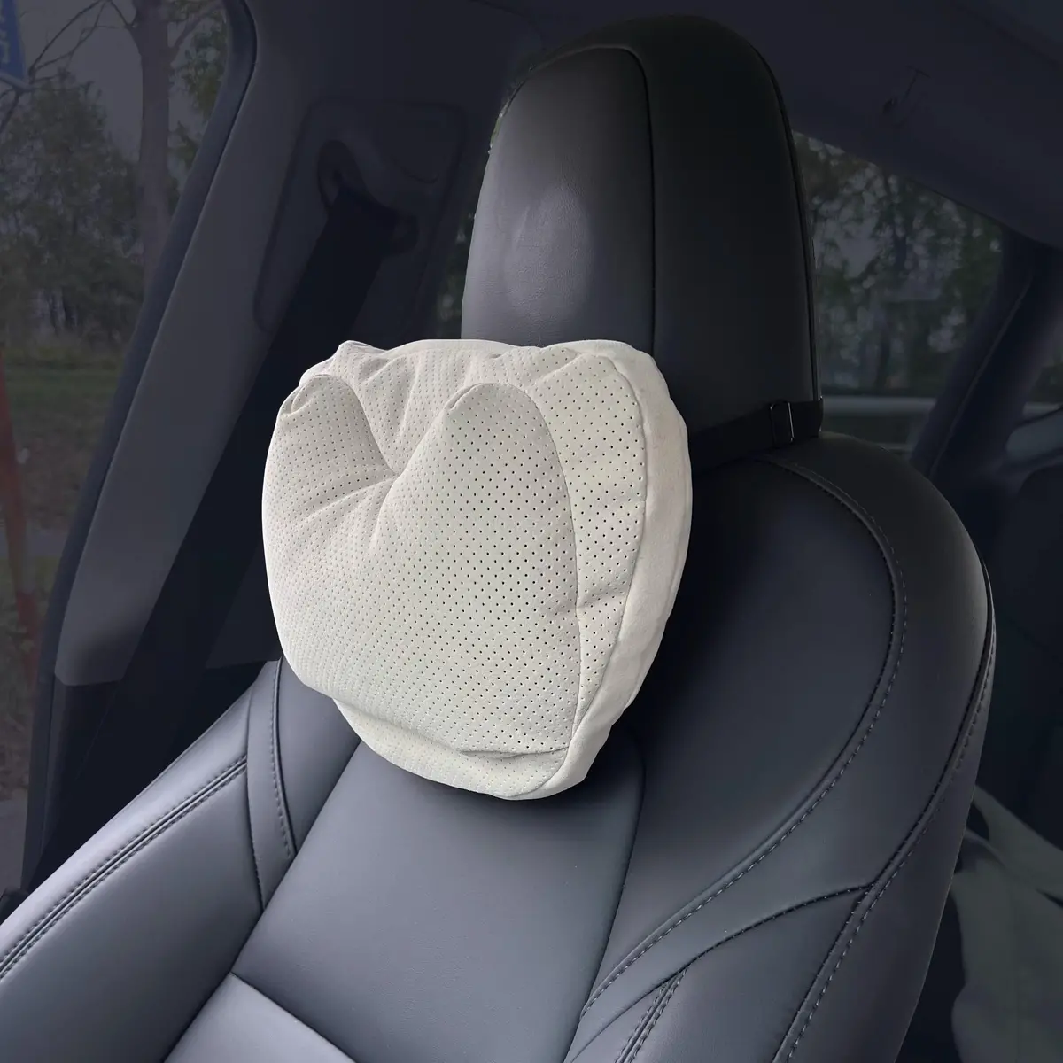 Dual-Layer Pressure Relief Headrest For Tesla 1