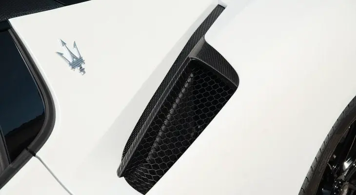 Novitec Carbon Fiber Side Air Inlet Trim For Maserati Mc20 1