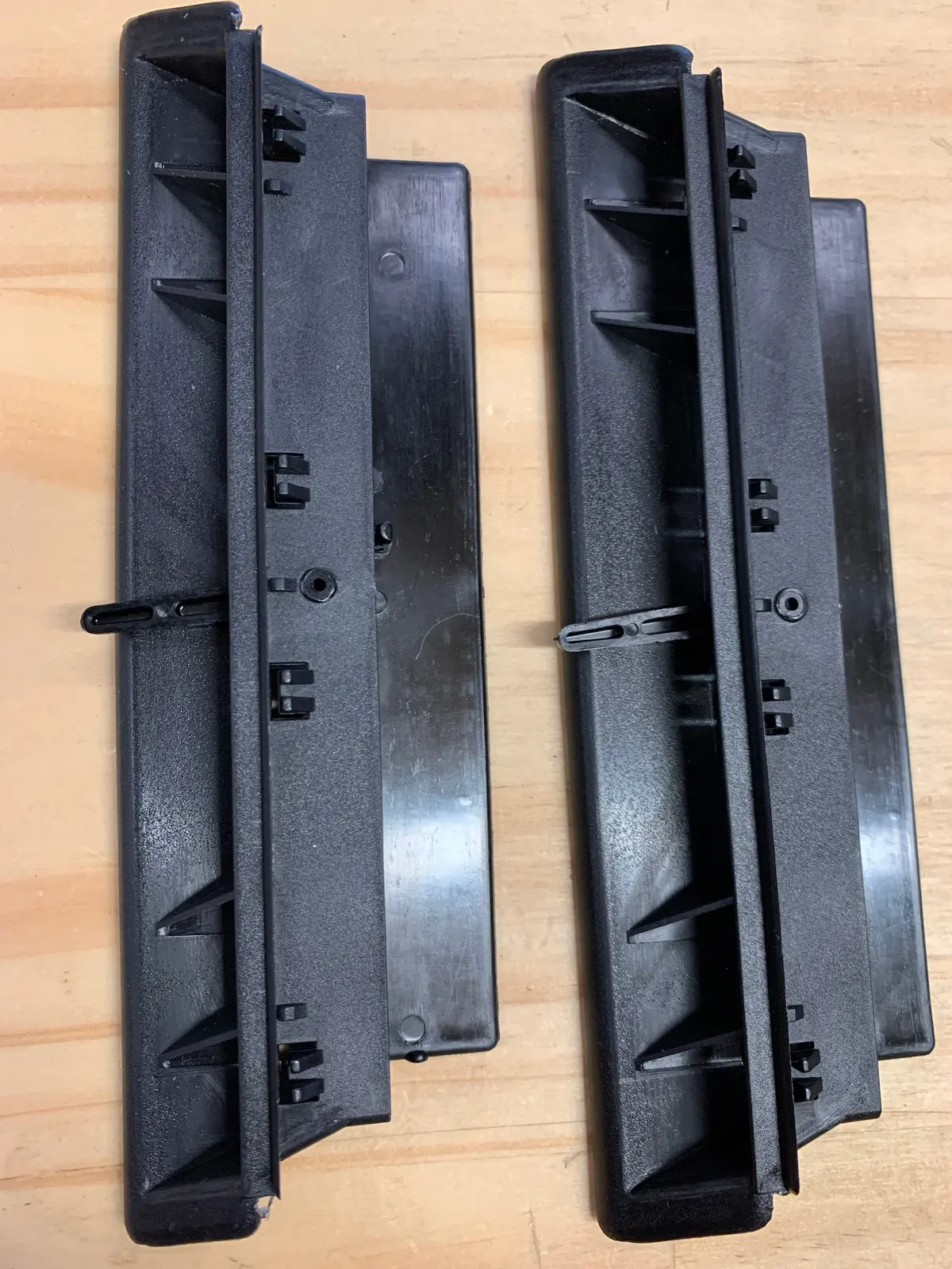 Vent Trim Pair, Super Beetle 1971-77 1