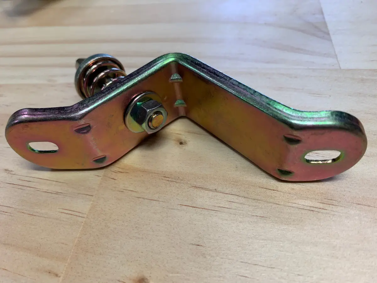 Upper Bonnet Catch, Beetle 1950-67 1