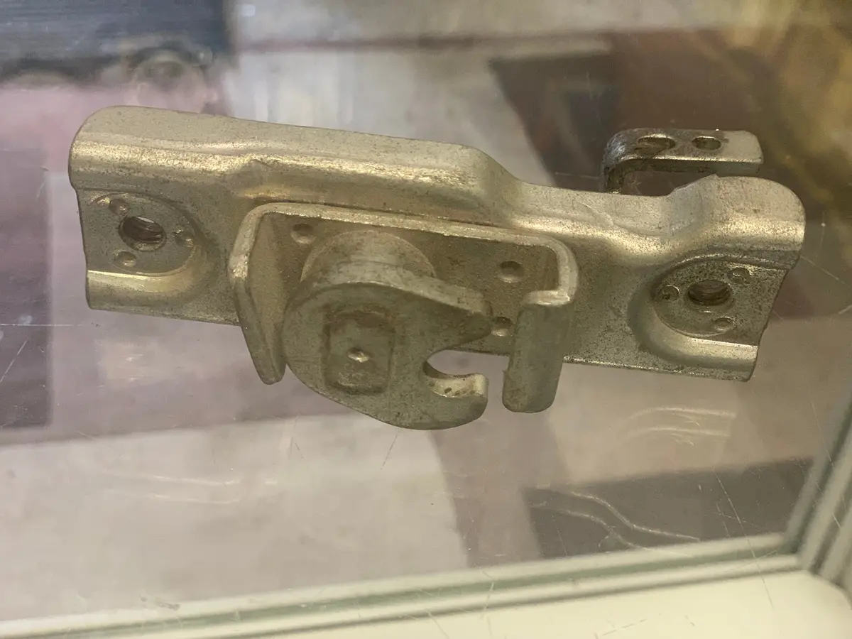 Tailgate Latch, T2 Bay 1974-79 (Nos) 1