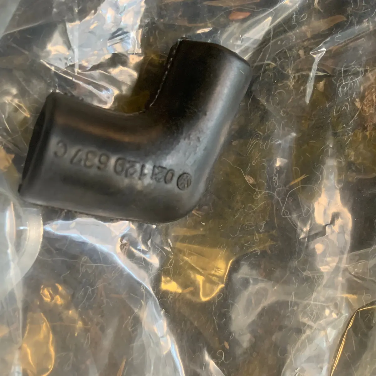 Rubber Elbow For Air Vacuum Pipe, Kombi 1972-73 1