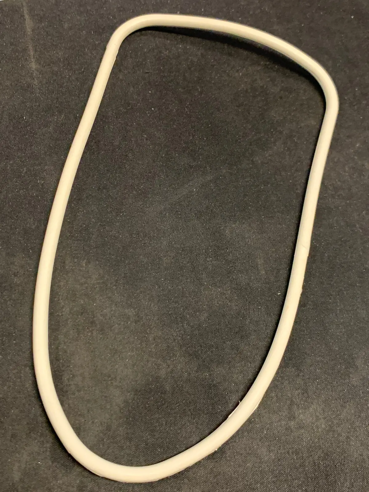Tail Light Trim To Housing Seal 1