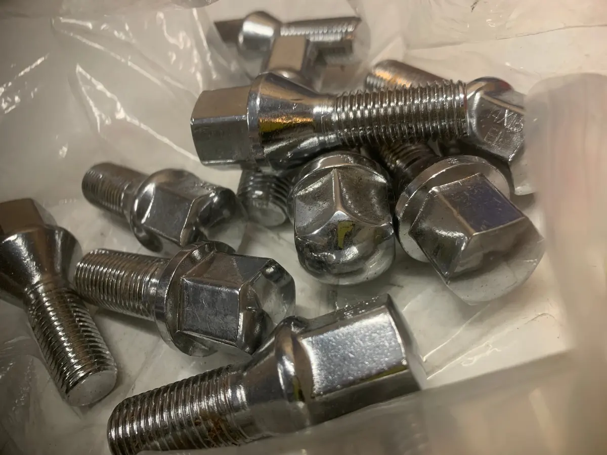 Wheel Lugs X20 14Mm X 1.5Mm 1