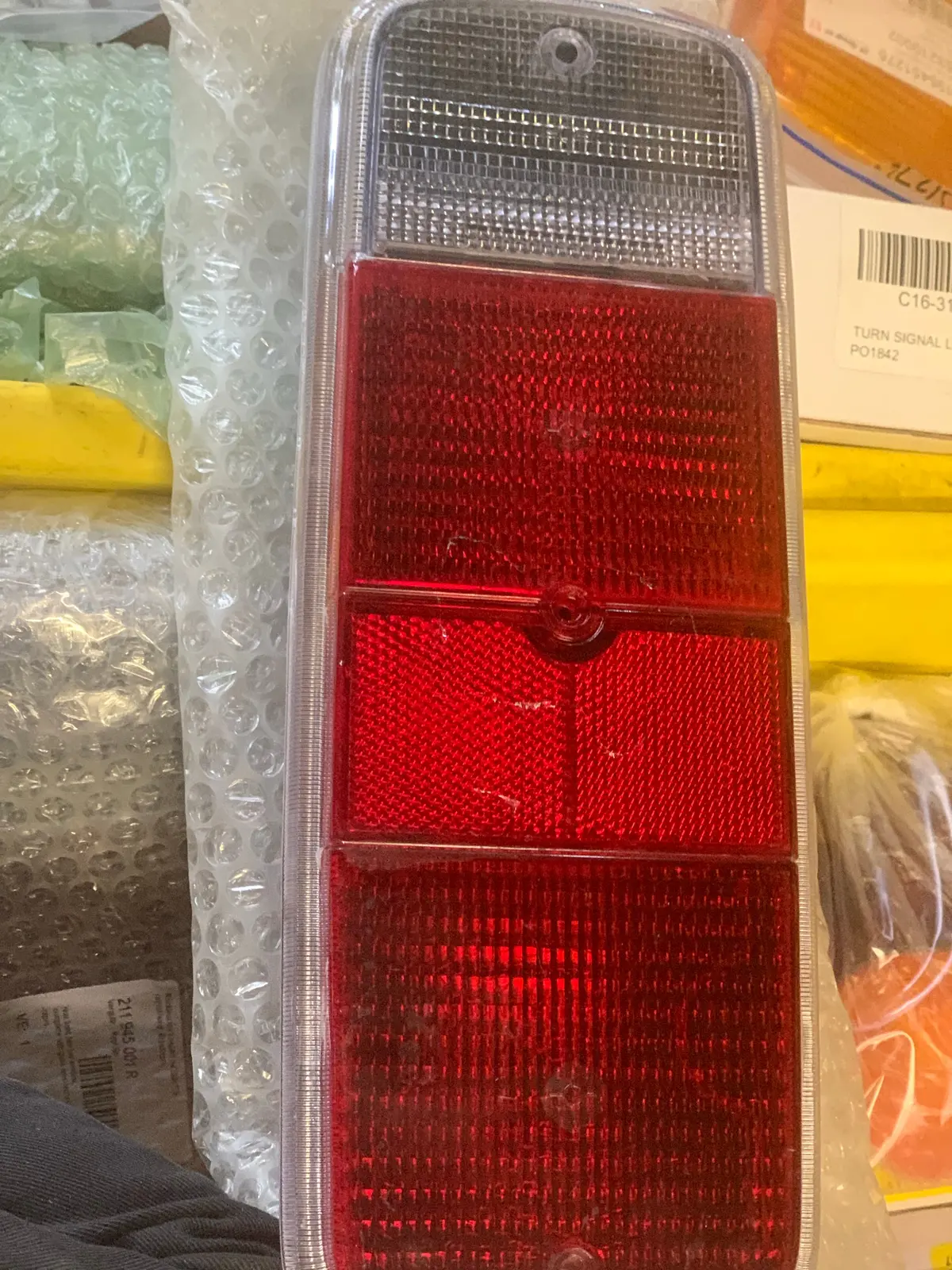 Taillight Assemply Complete Us Spec, Kombi 1972-79 1