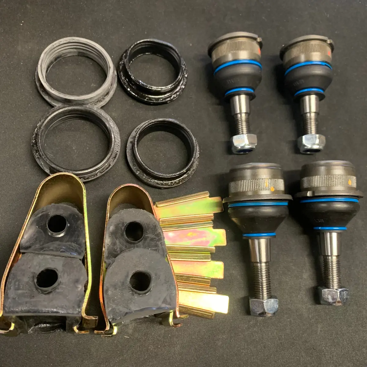 Ball Joint Kit & Anti Roll Bar Kit: Beetle 65-79, Ghia 1