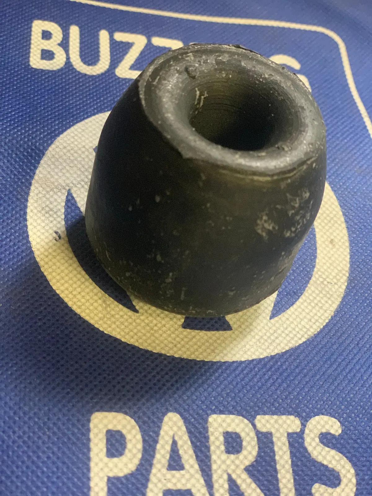 Rear Anti-Roll Bar Rubber Stop, Swing Axle/Beetle 1
