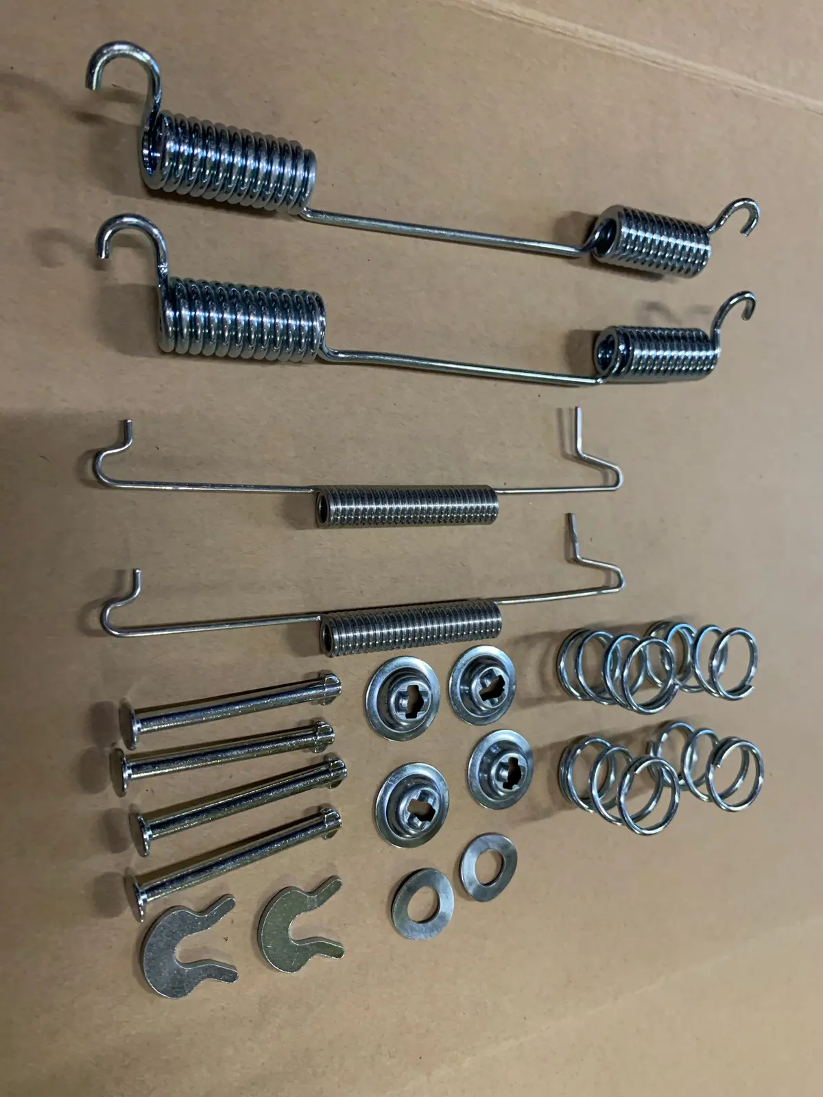 Brake Spring Kit Rear, Kombi 1970-79 1