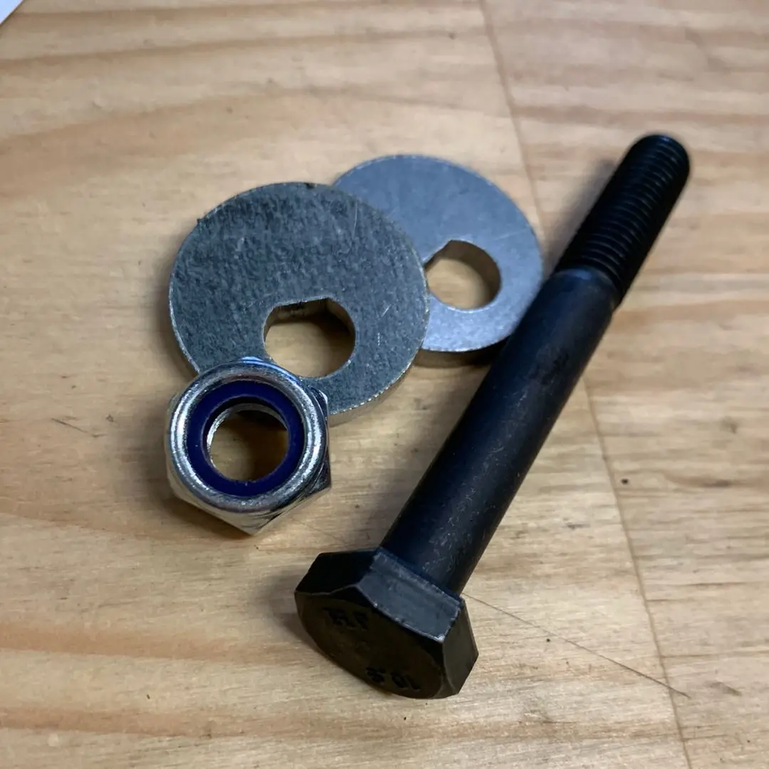 Camber Bolt -Superbeetle, T1 1302/03 1