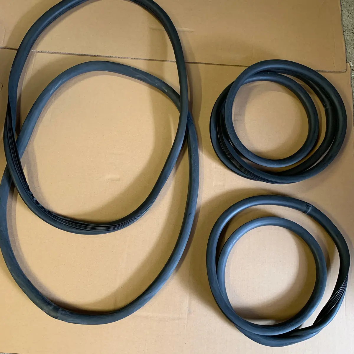 Window Rubber Kit, Cal Look Oval Beetle 1953-57 1
