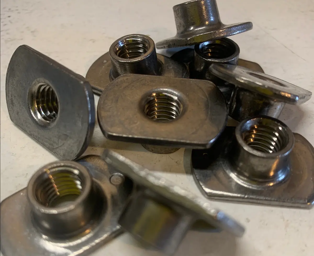 Captive Nut For Wings 1