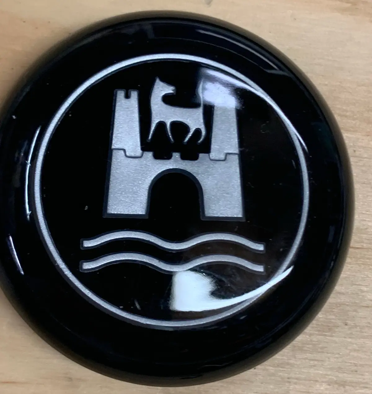Horn Button, Beetle Ghia T3 1