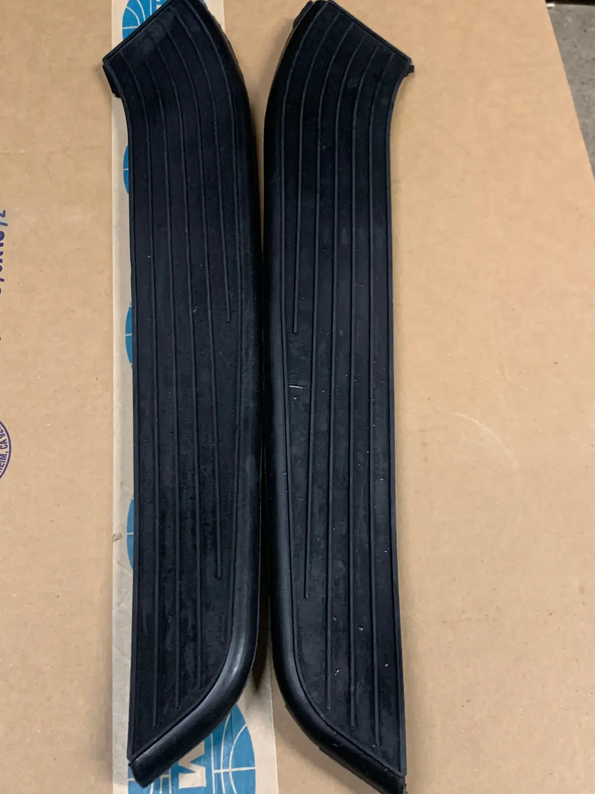 Step Rubber Pair, Kombi 1967-72 1