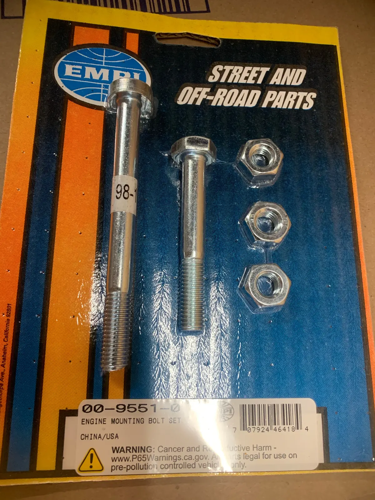 Engine Mounting Bolt Set 1