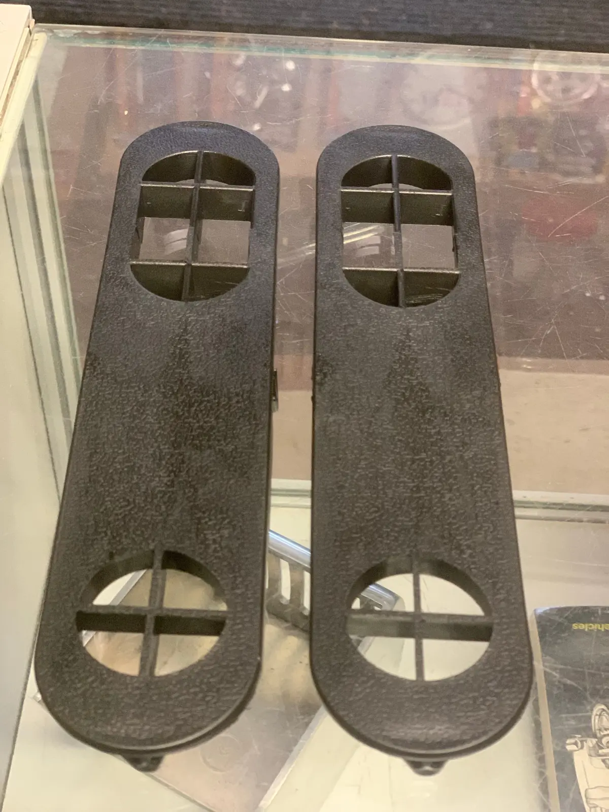Dash Top Air Vent (Pair), Kombi 1972-79 1