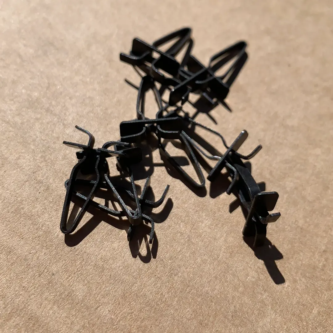 Window Scraper Clips, Exterior Set Of 10 - Ghia 1