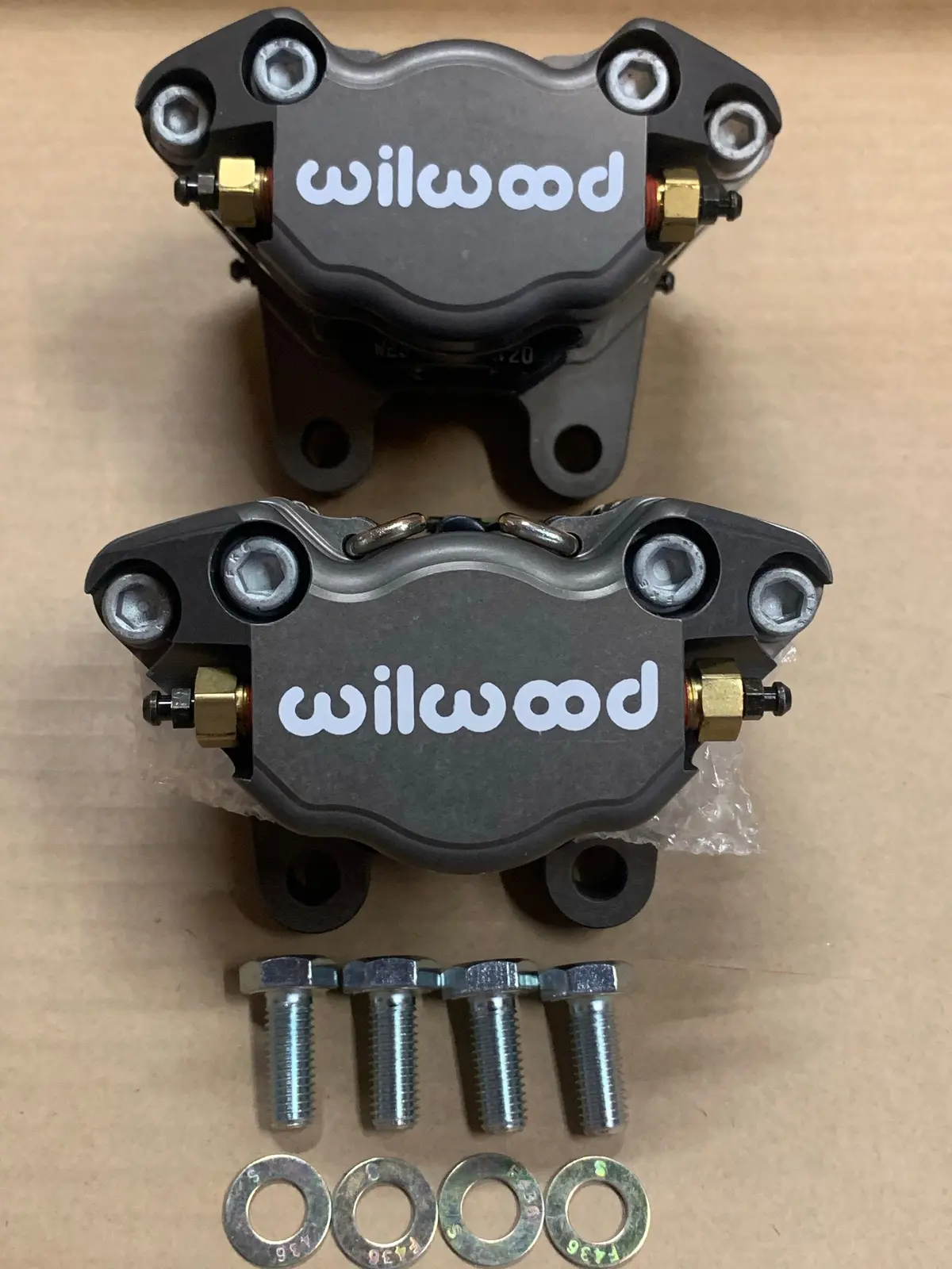 Front Caliper Set Wilwood Caliper Set, Beetle 1968-79 1