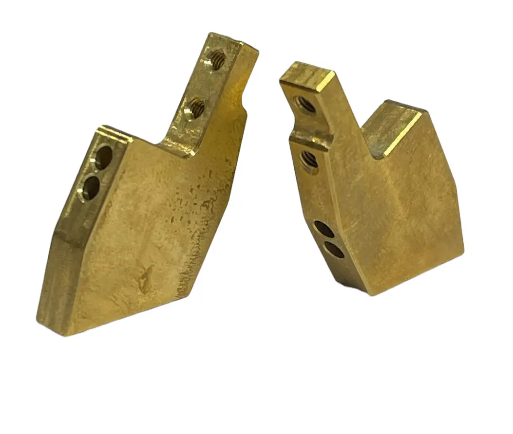 61333 30° Brass Caster Block (Pair) 1