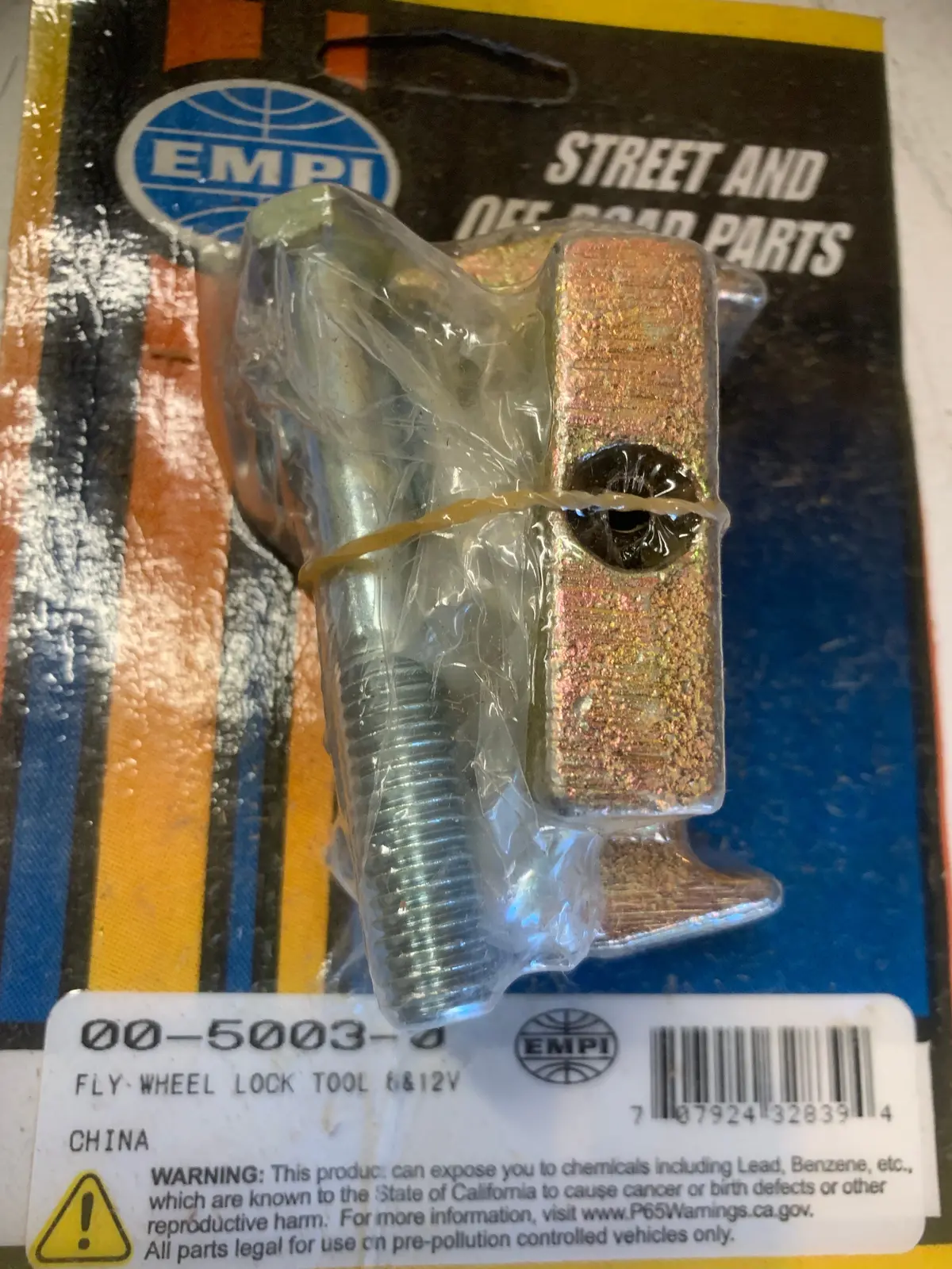 Flywheel Lock Tool 6/12Volt 1