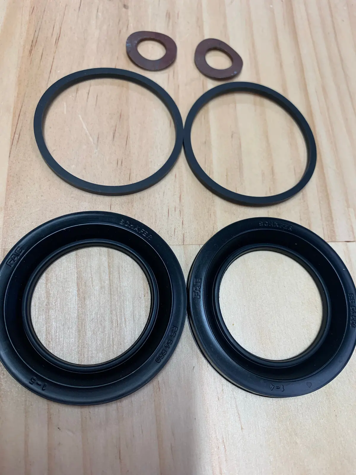 Front Brake Caliper Repair Kit, Kombi 1
