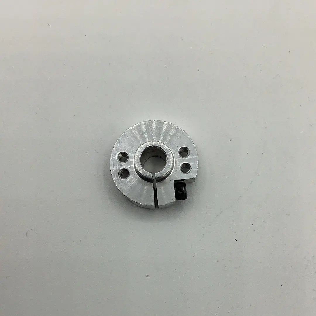 Rudis 70011 1/12Th Scale Hubs - Each 1
