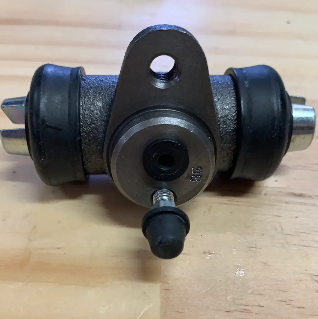 Wheel Cylinder, Front - Beetle/Ghia/T181 1965 To 1978 1