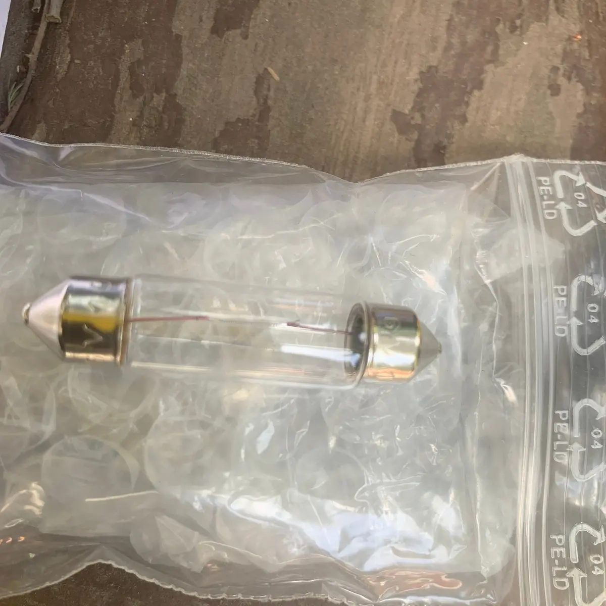 Interior Light Bulb 6V 10W 45Mm 1
