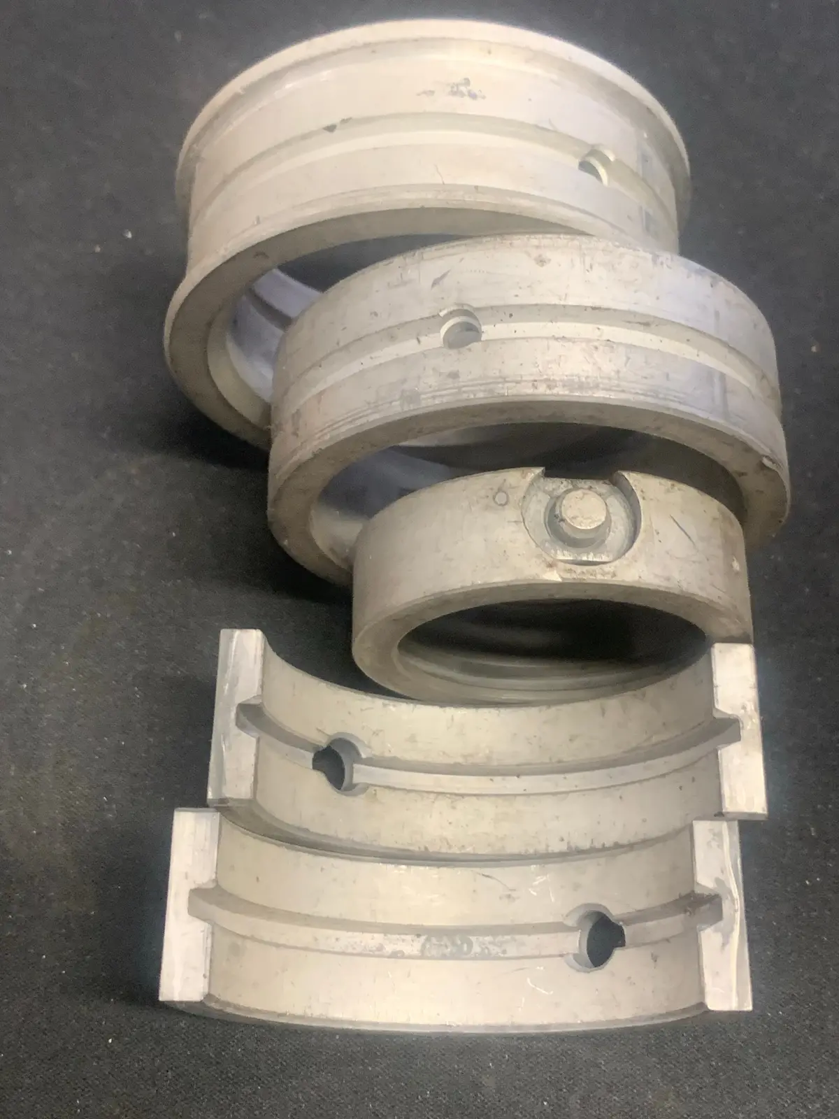 * Nos Main Bearings Cr 20/ C 40/ T 40 1