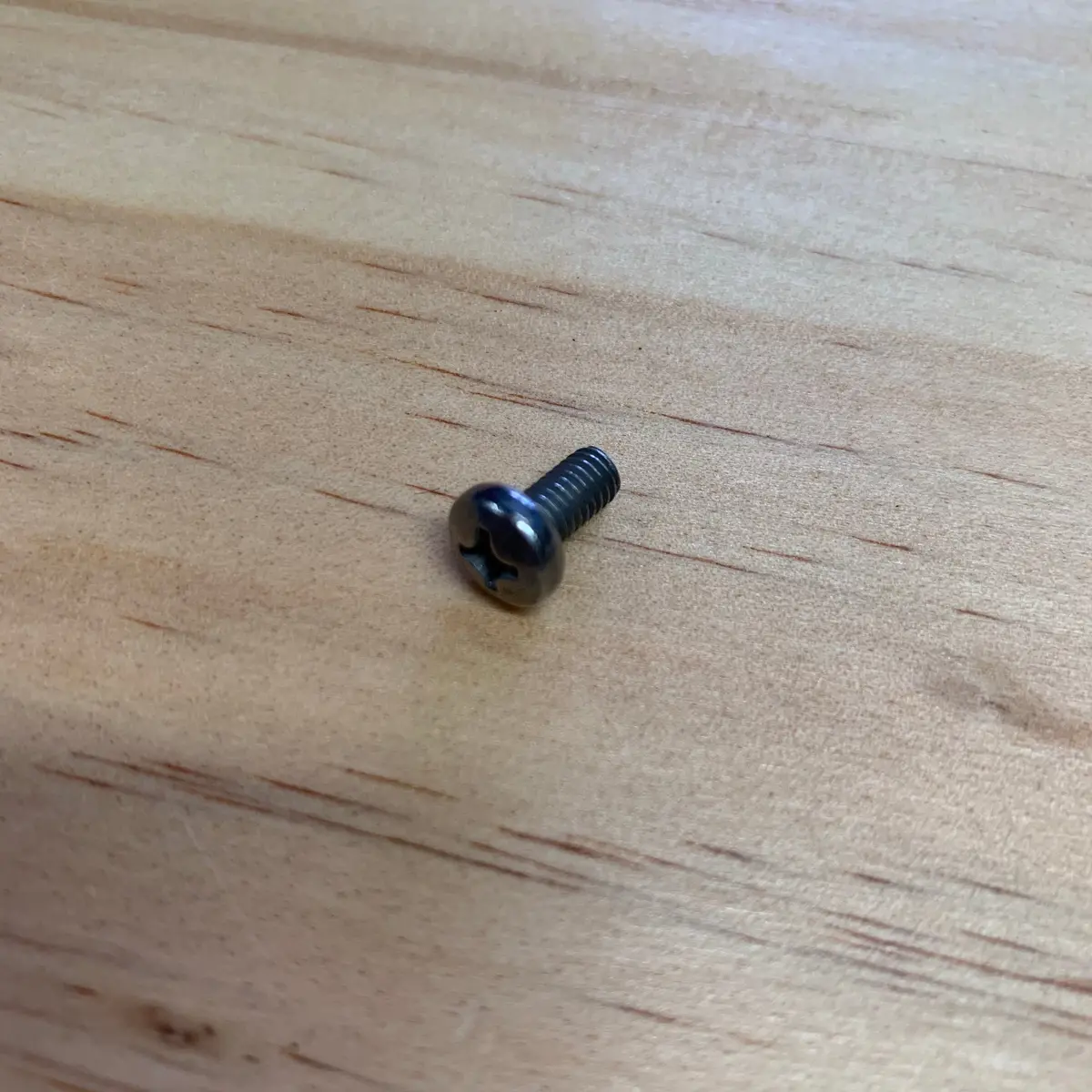 Pop Out Window Latch Screw 1