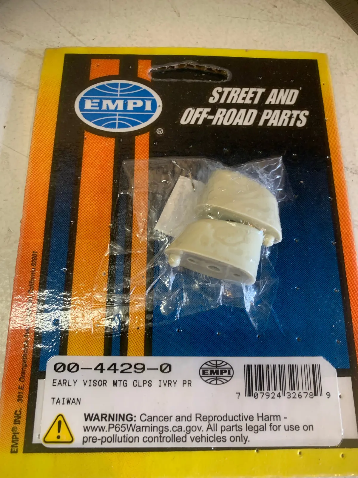Sun Visor Clips, Ivory Early Vw 1