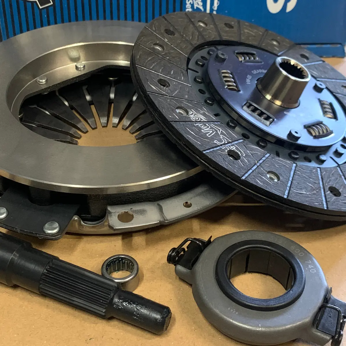 Clutch Kit 200Mm - Late 1