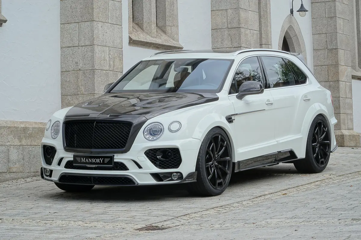 Mansory Body Kit For Bentley Bentayga 1