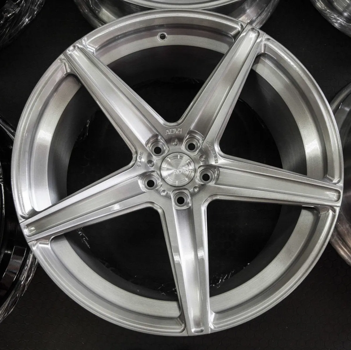 Adv.1 Adv5 M.V1 Sl Series Forged 1
