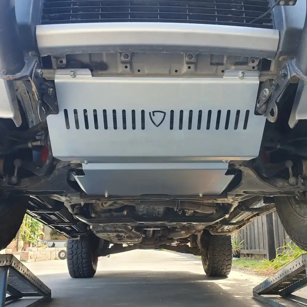 Mitsubishi Pajero 1999 - 2006 Nm - Np Gen 3 Bash Plates 4