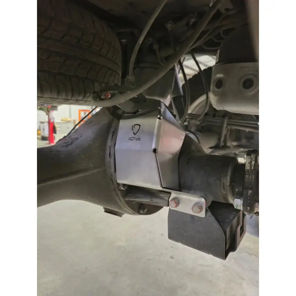 Mitsubishi Triton Rear Diff Locker Guard 1