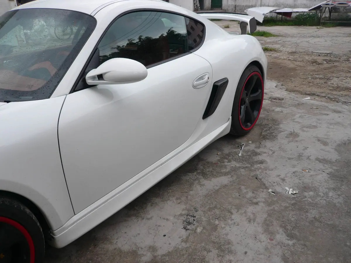 Porsche 987 Boxster / Cayman S Gt3 Style Side Skirts 1
