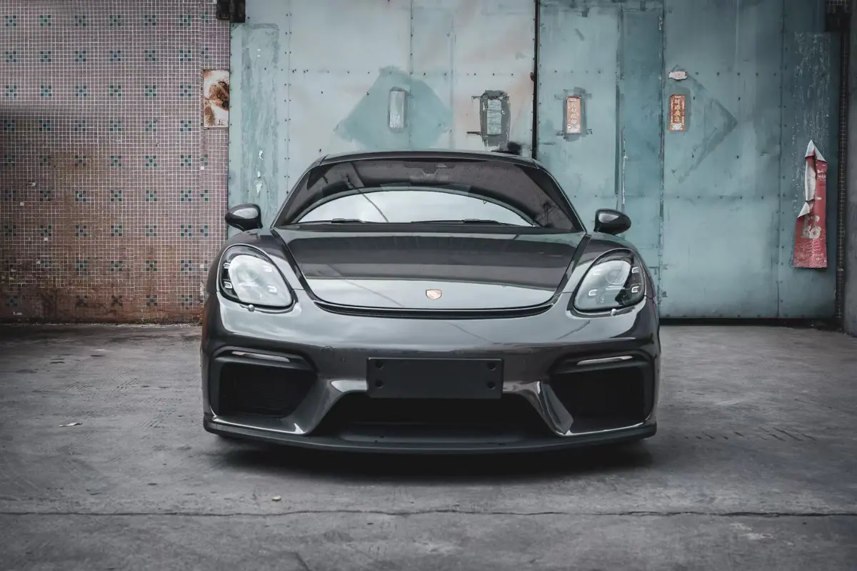 Porsche 718 Boxster / Cayman Gt4 Conversion Body Kit 1