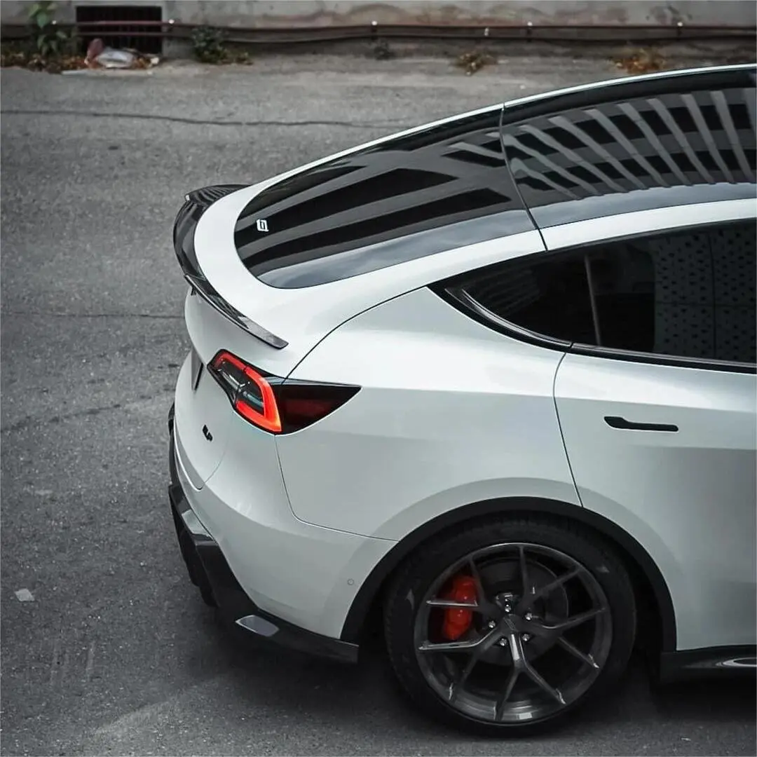 Model Y Carbon Fiber Spoiler Sport Style - Dry Carbon Fiber Exterior Mods 1