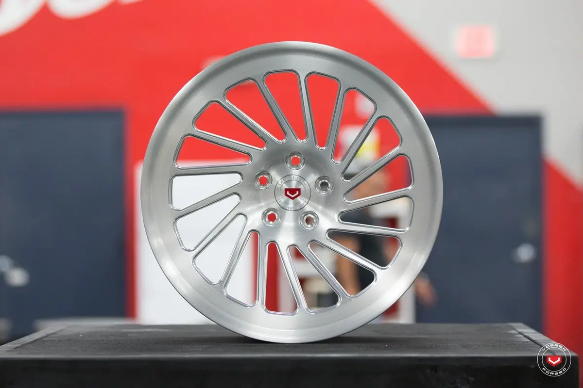 Vossen Forged Lc Series Lc-106T 1