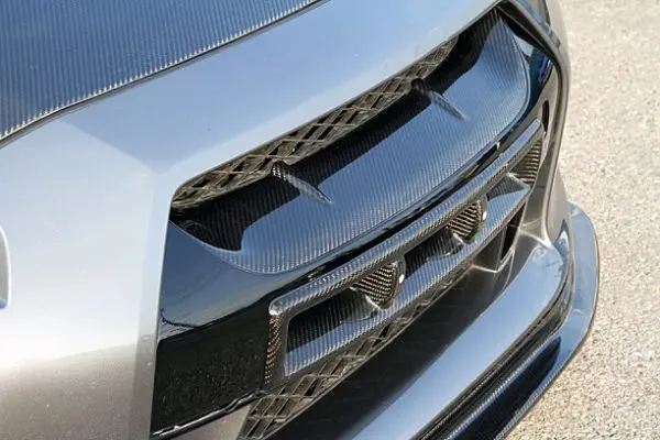 Top Secret R35 Carbon Intake Grill 1
