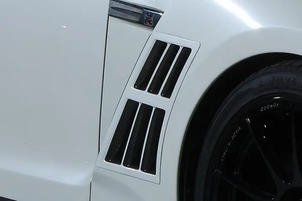 Top Secret R35 R35 Front Fender Duct 1