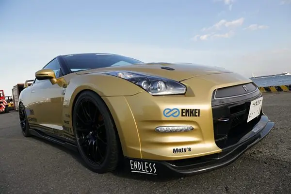 Top Secret R35 High Speed Gt Grill 1