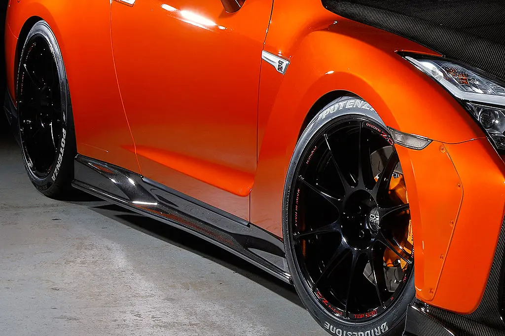 Top Secret R35 Side Diffuser Ver.2 & M17 Bracket 1
