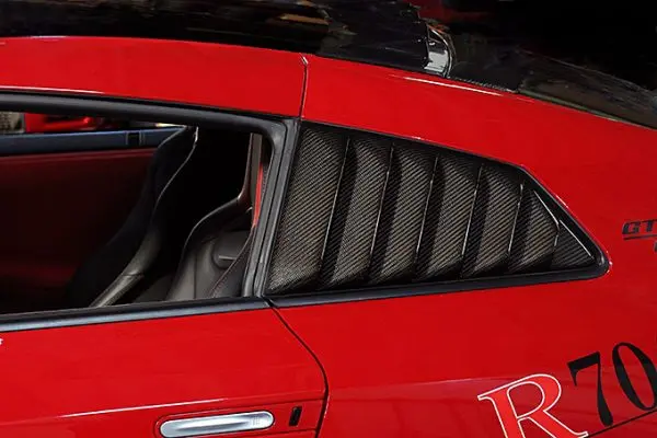 Top Secret R35 Side Window Visor 1