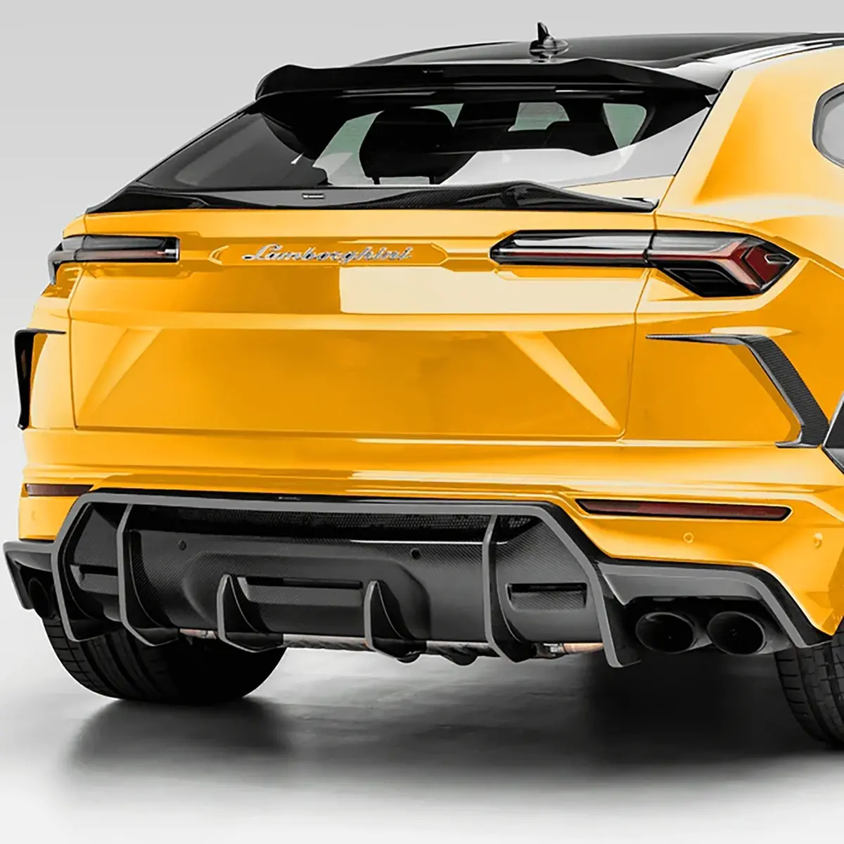 Lamborghini Urus Dry Carbon Fiber Rampante Edizione Rear Diffuser 1