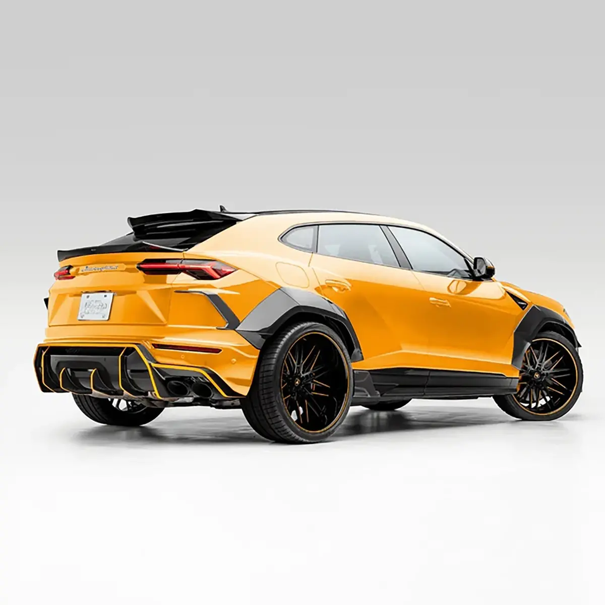Lamborghini Urus Dry Carbon Fiber Rampante Edizione Fender Flares 1