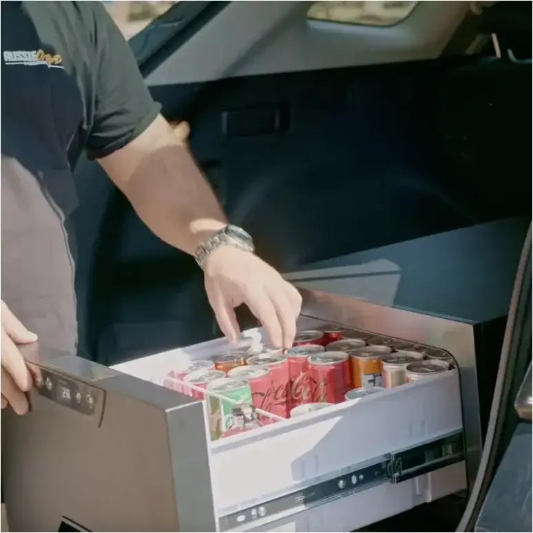 Rockarmor 31 Litre Vehicle Draw Fridge 1