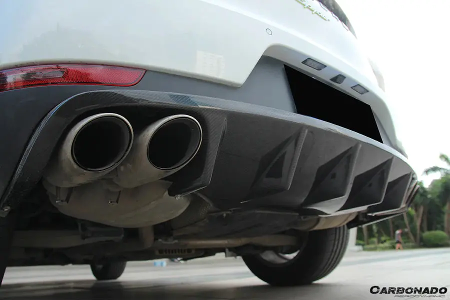 Carbonado Carbon Fiber Rear Diffuser For Porsche Macan / Macan S / Macan Gts 2014-2019 1